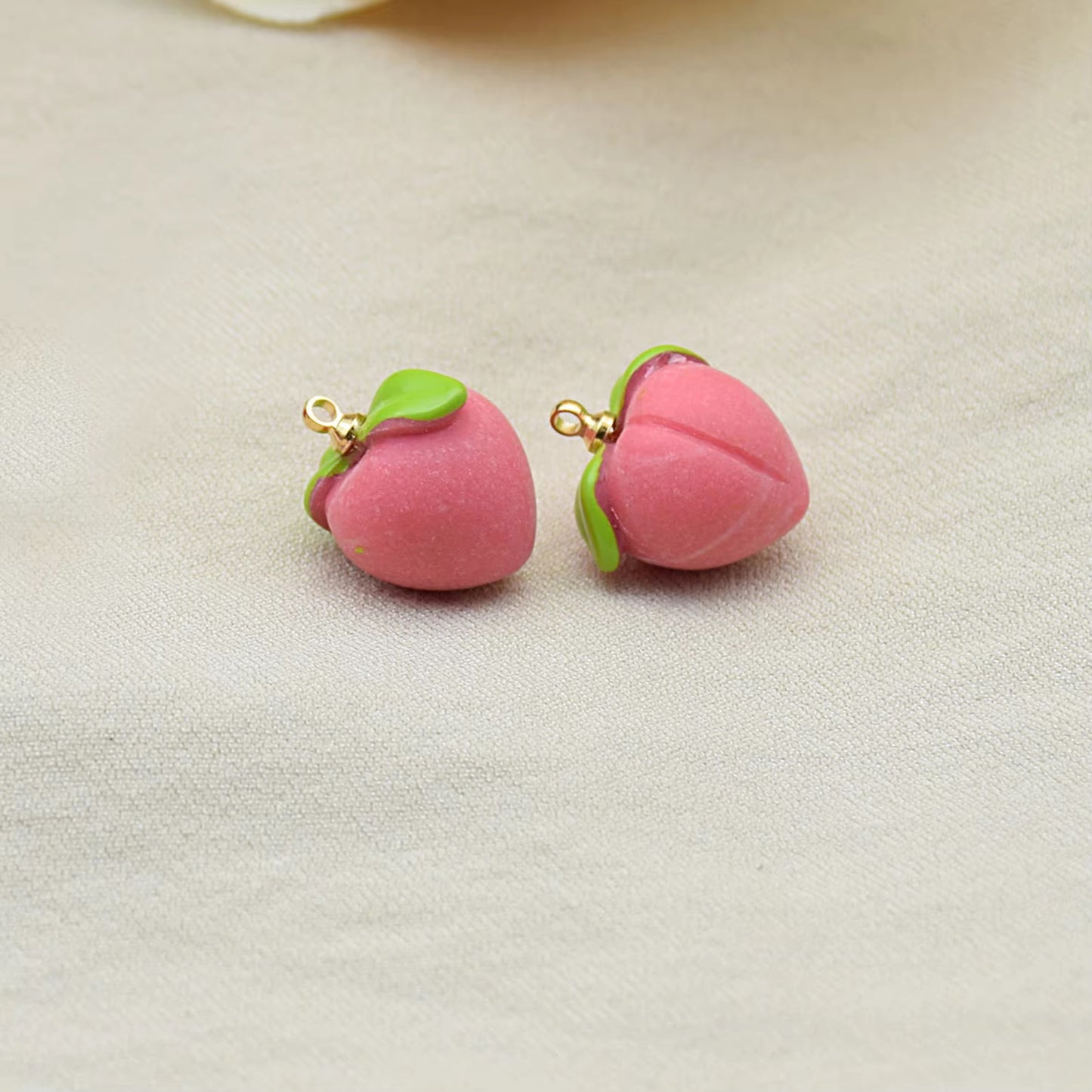 RC 731 Peach Fruit charm ( 1 pc ) Anti tarnish