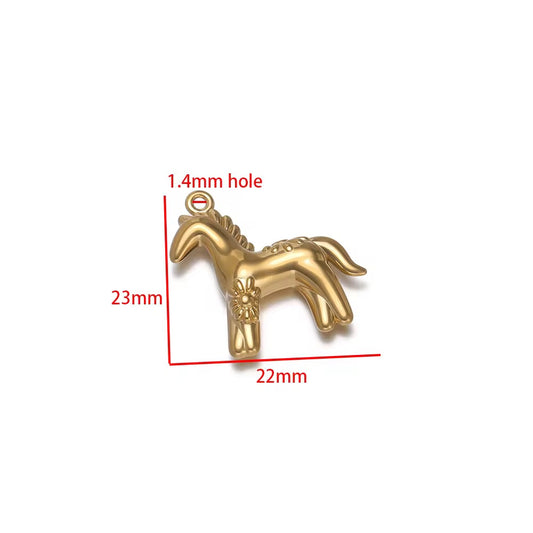 SC17O Horse charm ( 1 pc ) 18k Gold PVD & Silver