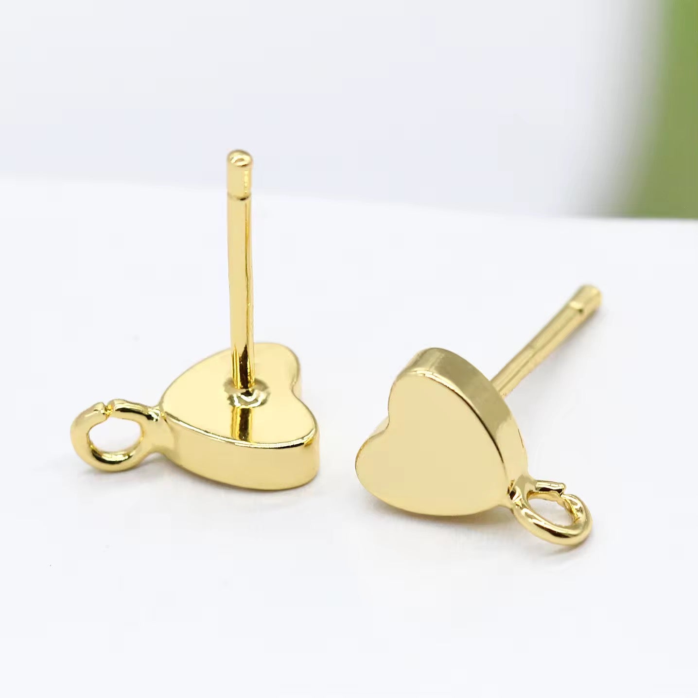 GP 2611 Heart Stud 14k gold plated ( 2 pc ) anti tarnish