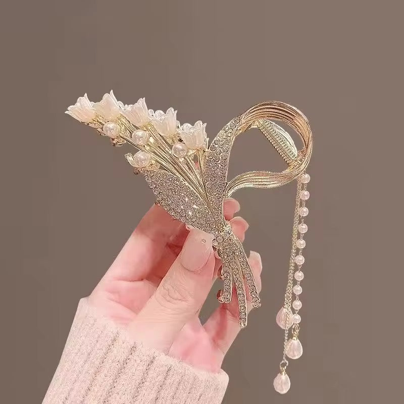 HA 37 Floral Rhinestone Pearl Metal Hair Claw Clip with Dangling drop( 1 pc )