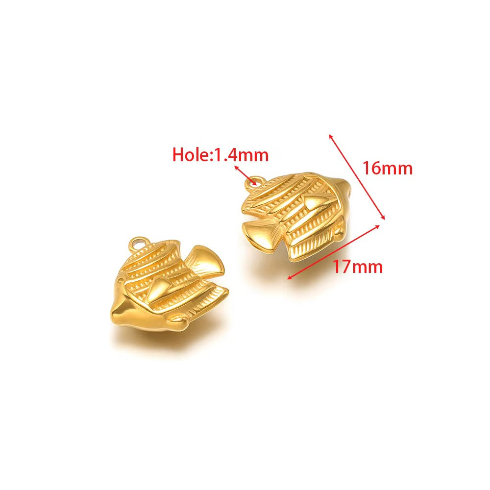 SC20E Fish charm ( 1 pc ) 18k Gold PVD