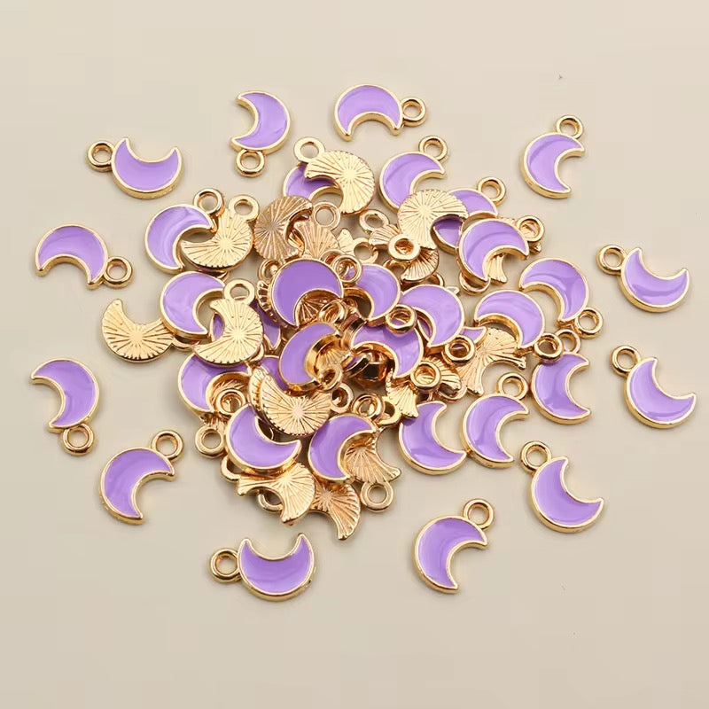 EC 2204 Moon enamel charm ( 1 pc )