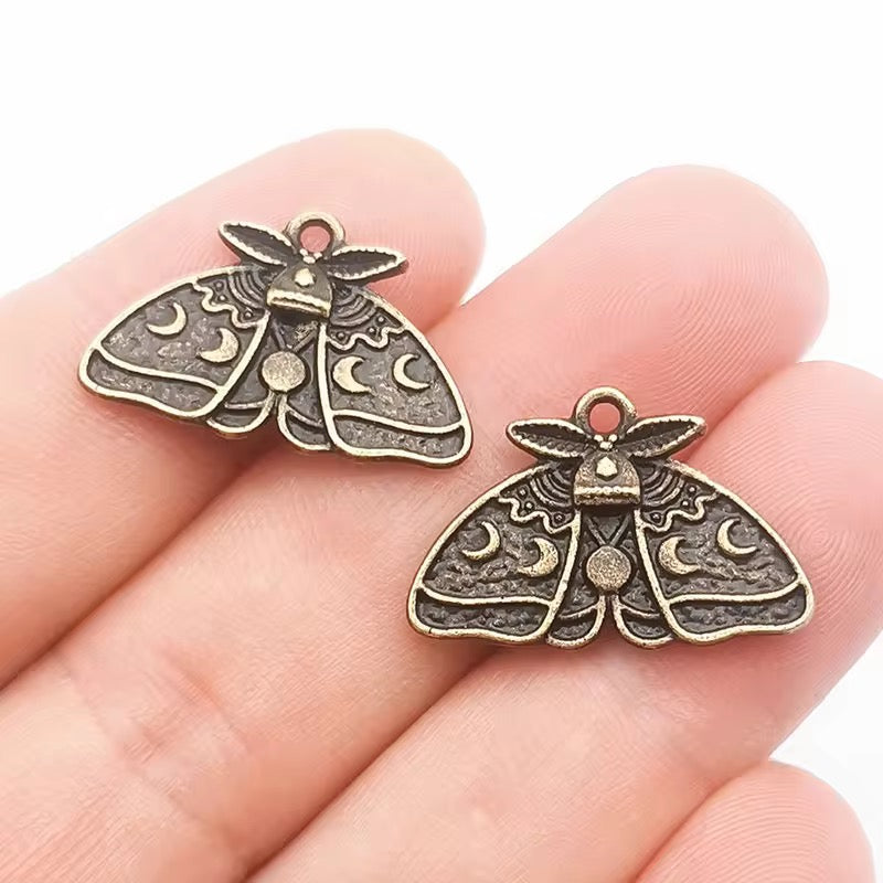 SS 2832 Antique Butterfly luna Moth Metal charm ( 1 pc ) High Quality ( 25:17.4 mm )