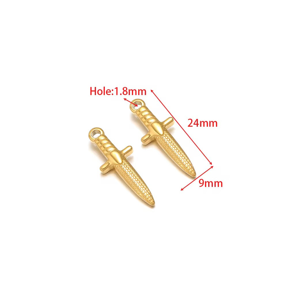 SS 2835 Sword charm 18k Gold plated stainless steel ( 1 piece ) Anti tarnish