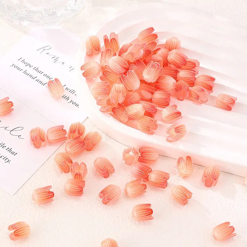 BBB 163 Tulip flower bud shiny Acrylic bead ( 1 pc )