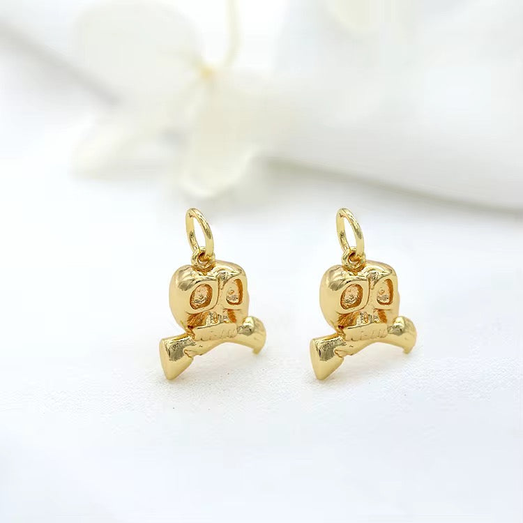 CZ 2292 Skull 14k gold plated charm ( 1 pc ) - anti tarnish
