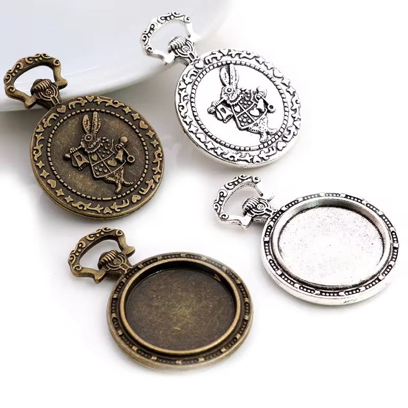 CB01A Antique Cabochon pendant ( 1 pc ) tarnish resistant