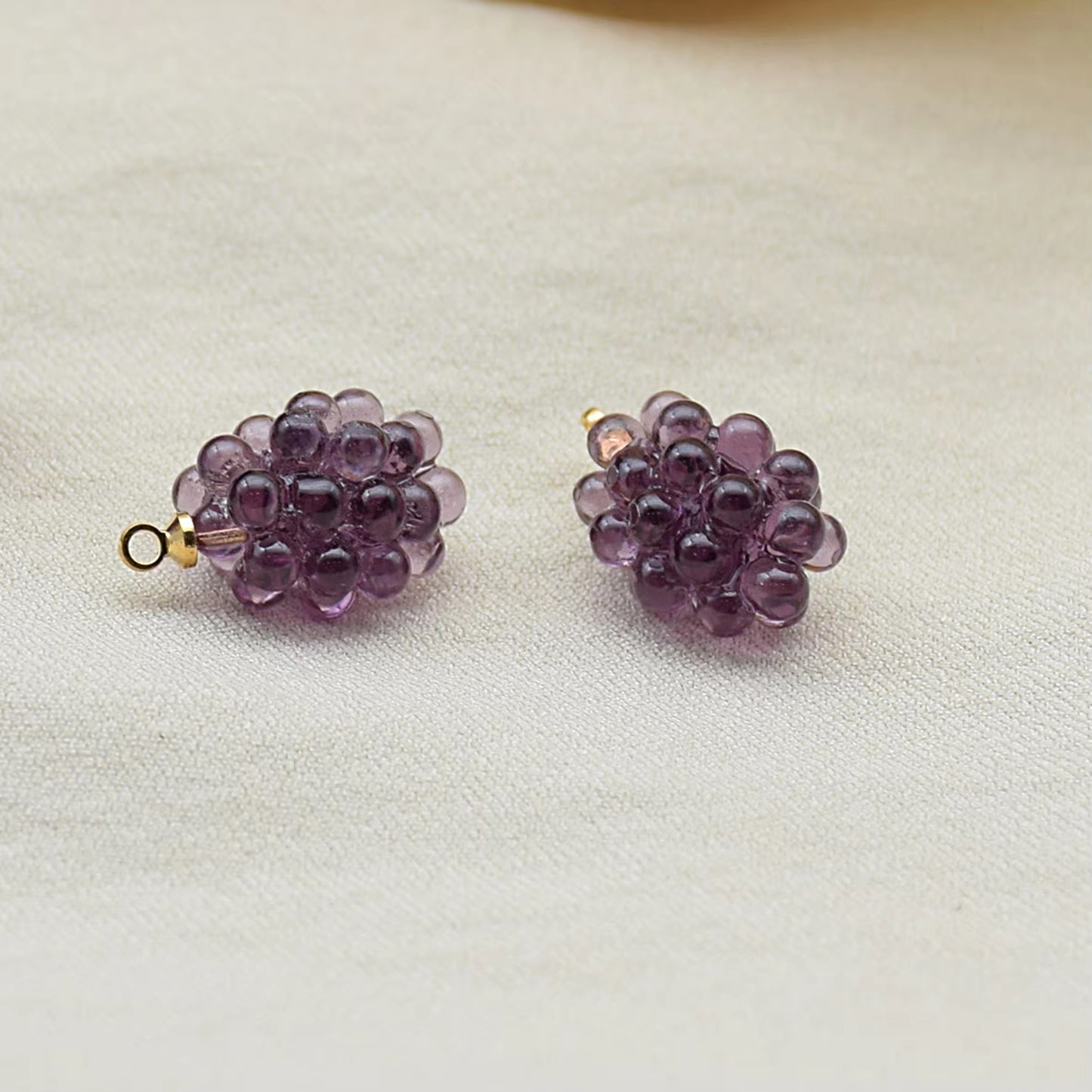BBB 115 (B) Purple Grape charm ( 1 pc ) Anti tarnish