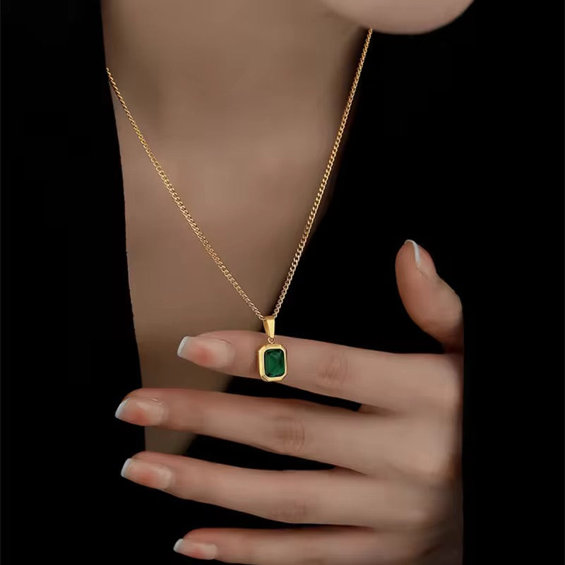 SJ 27 Green Emerald Zircon pendant necklace - 18k gold PVD Plated stainless steel - Anti tarnish