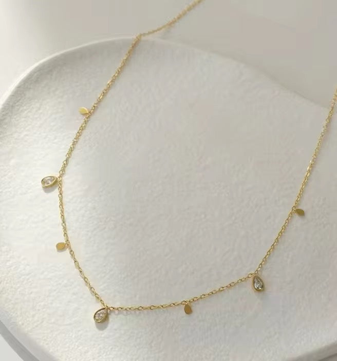 SS 70 Minimalistic Teardrop Zircon Necklace - 18k stainless steel - Anti tarnish - Wholesale