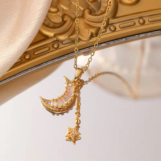 NSJ01D Moon Zircon Necklace - 18k Gold PVD plated 316 stainless steel - Anti tarnish