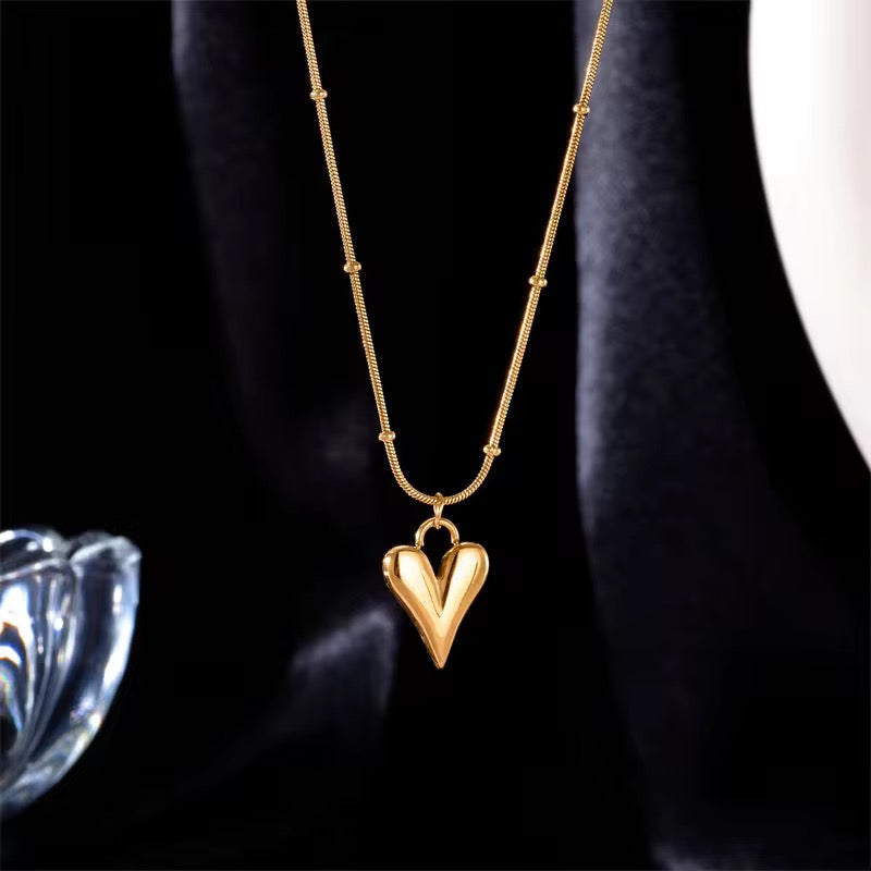 SS 109 Heart bead chain Necklace - 18k stainless steel - Anti tarnish - Wholesale