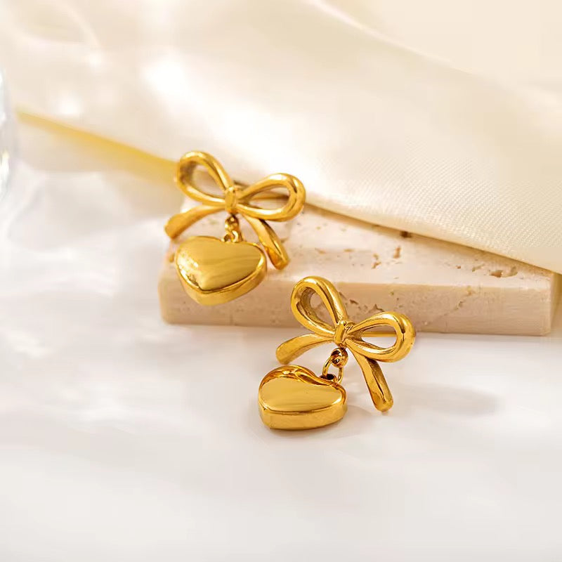 SS 117 Bow heart stud Earrings - 18k stainless steel - Anti tarnish - Wholesale
