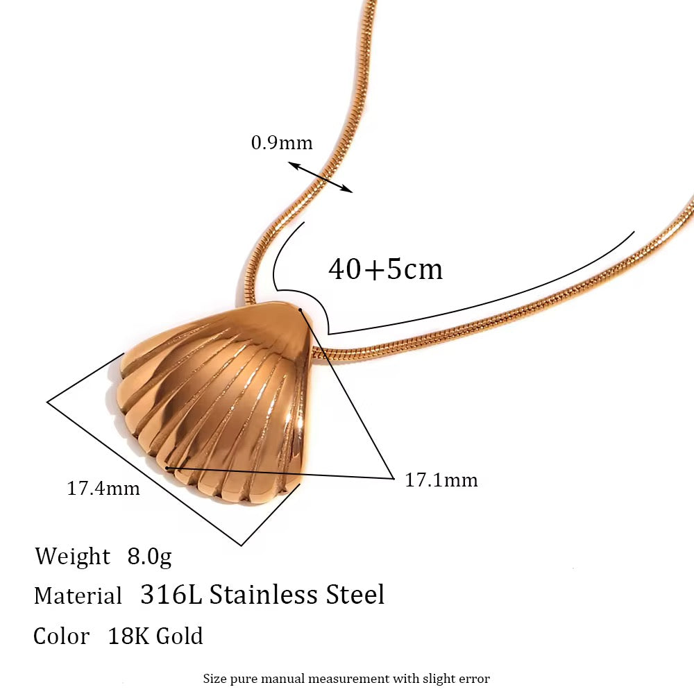 SJ 69 Minimalistic Shell Necklace - 18k stainless steel - Anti tarnish - Wholesale