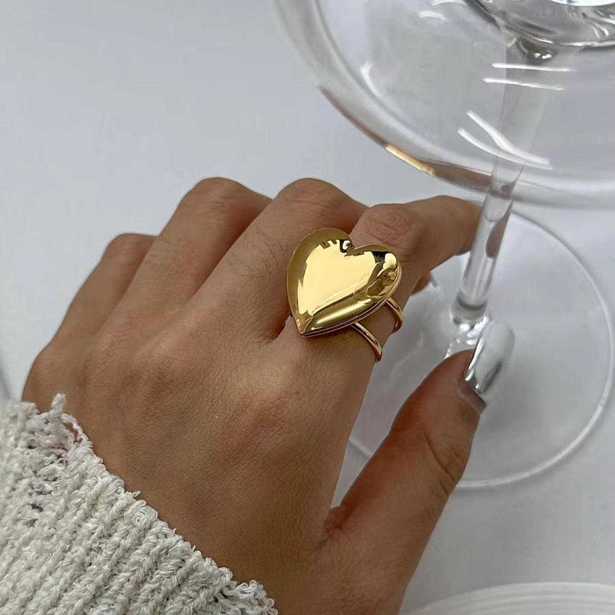 SS 131 Heart Photo box Ring - 18k stainless steel - Anti tarnish - premium wear - Wholesale