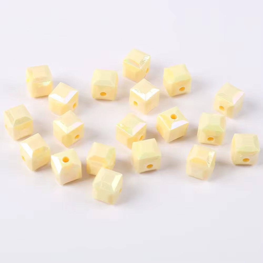 BBB 028 Square Faceted luminous Acrylic bead ( 1 pc )