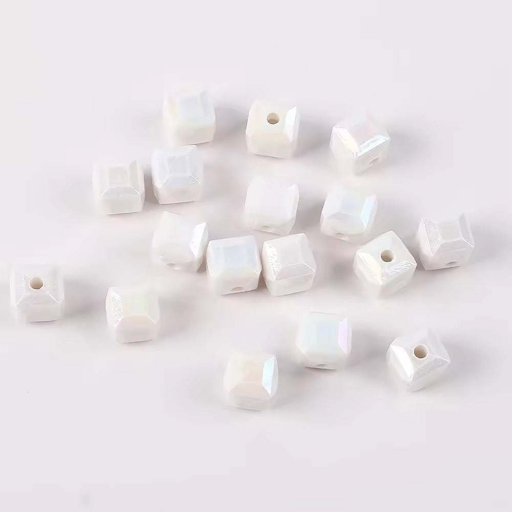 BBB 028 Square Faceted luminous Acrylic bead ( 1 pc )