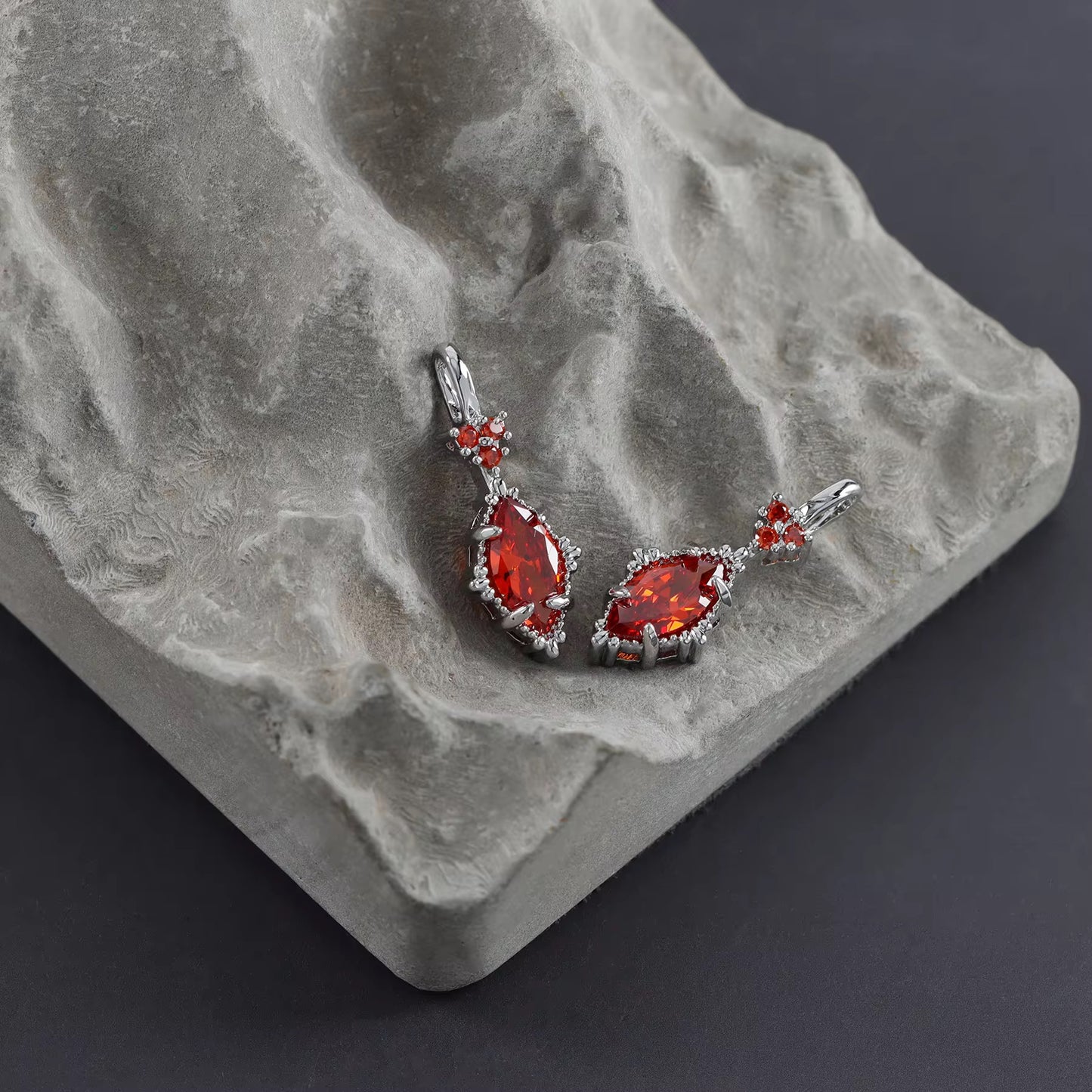 CZ 2362 Red Rhombus Zircon pendant silver plated ( 1 pc ) - anti tarnish