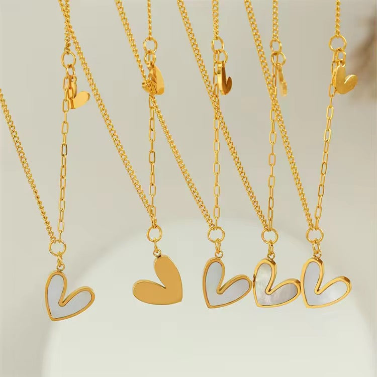 SS 159 White shell heart dainty necklace- 18k gold plated stainless steel - Anti tarnish - Wholesale