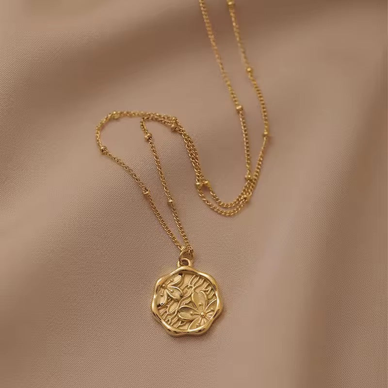 SS 160 Retro Flower necklace- 18k gold plated stainless steel - Anti tarnish - Wholesale