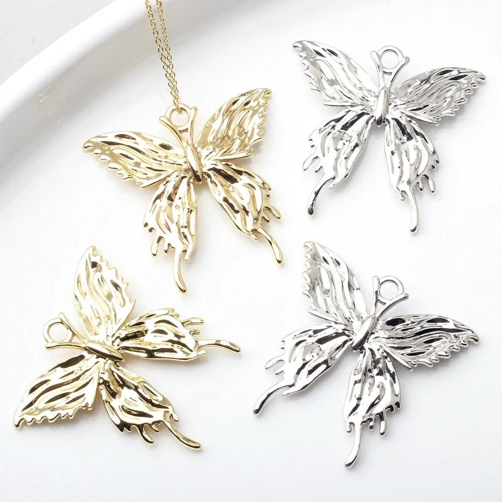 GP 1409 Butterfly alloy gold charm - per piece - tarnish resistant