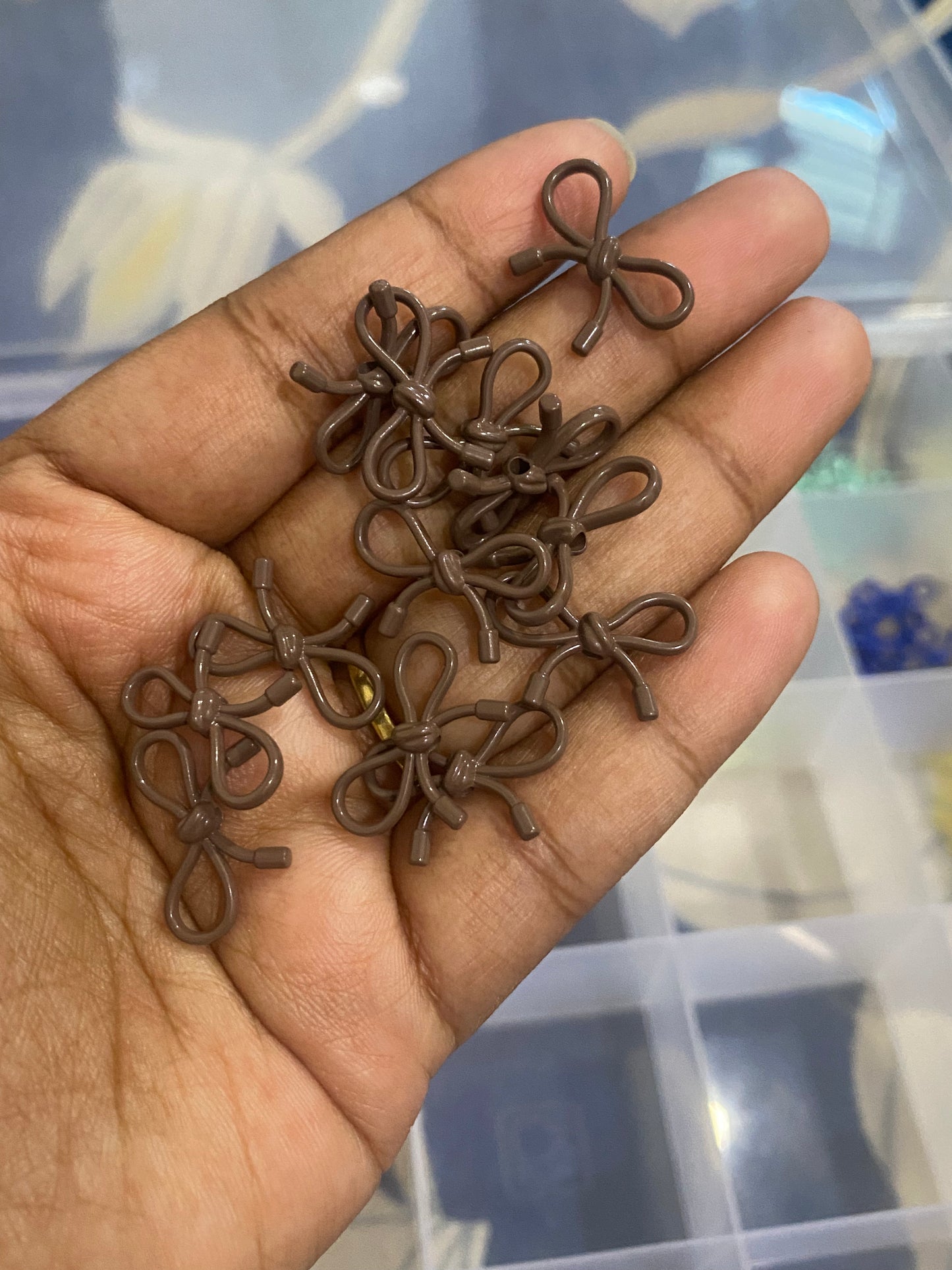 BBB 046 ( N ) Brown Butterfly knot vertical hole bead ( 1 pc )