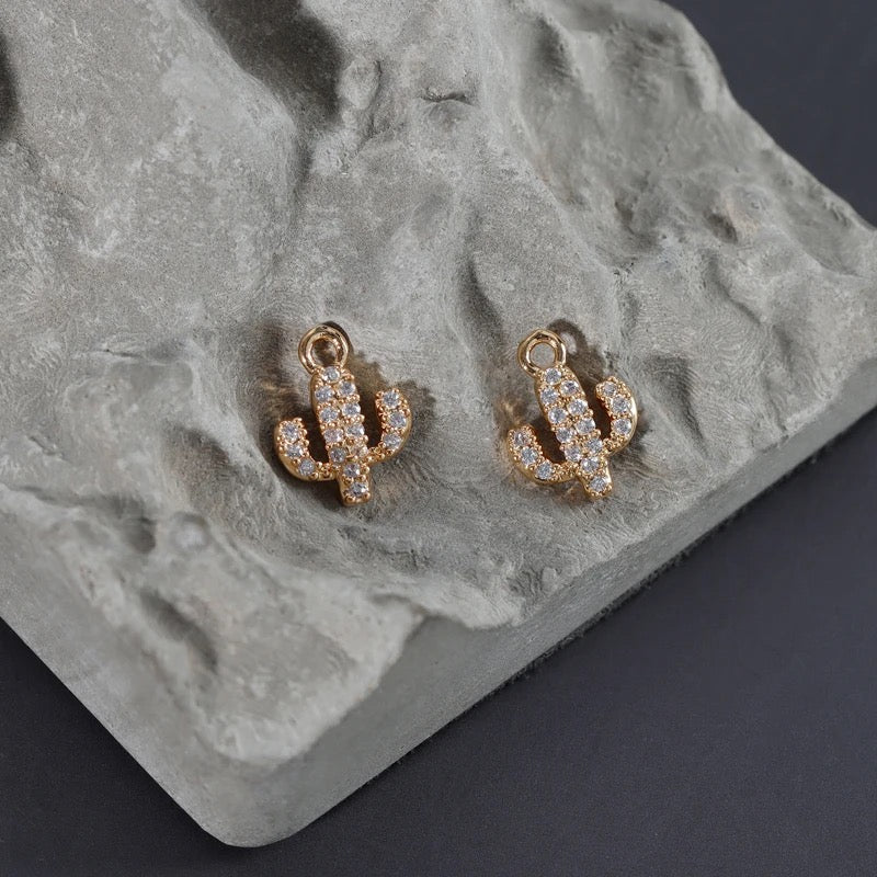 GP 1509 Cactus 14k gold plated charm - per piece - anti tarnish