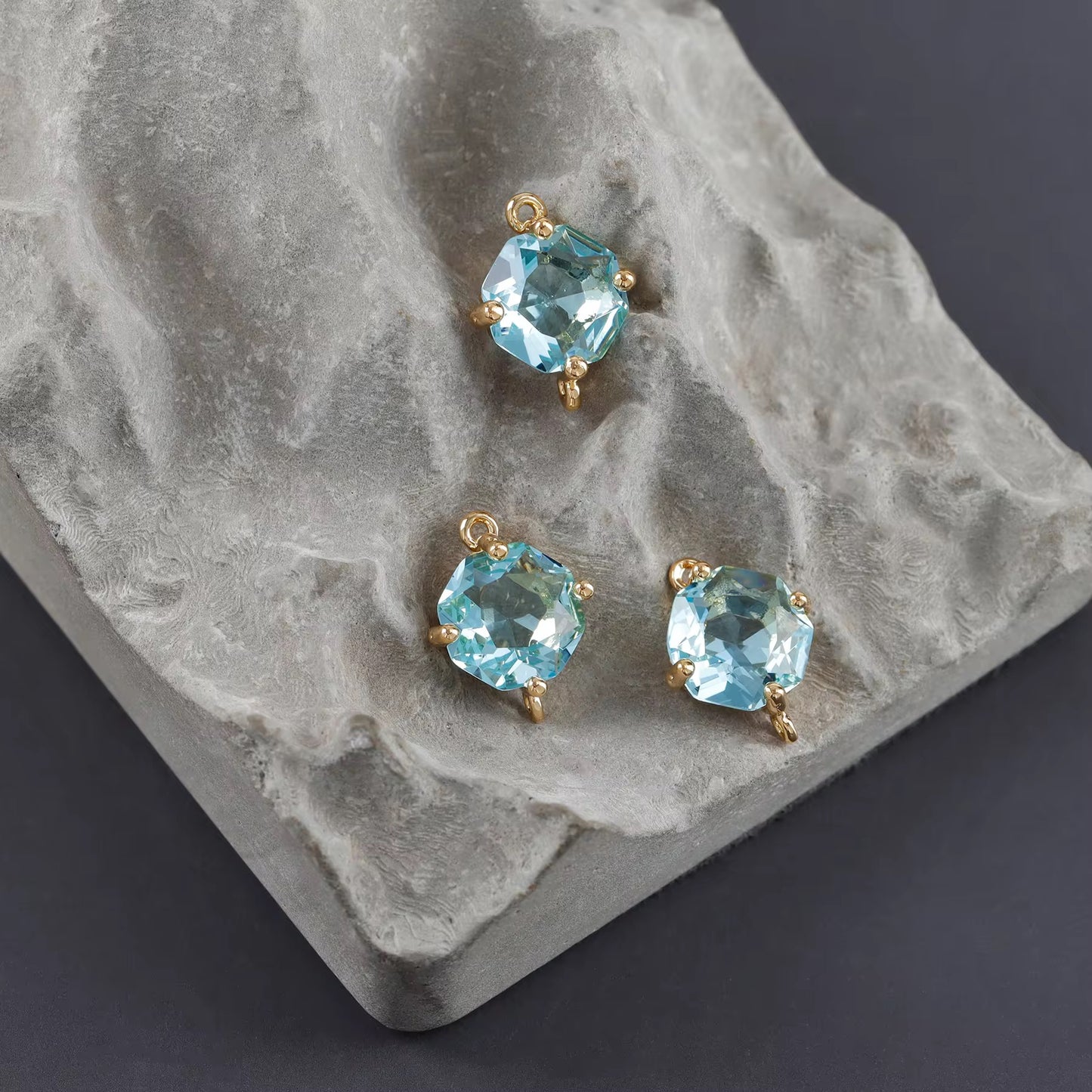 CZ 2389 Light blue cut Zircon connector 14k gold plated ( 1 pc ) - anti tarnish