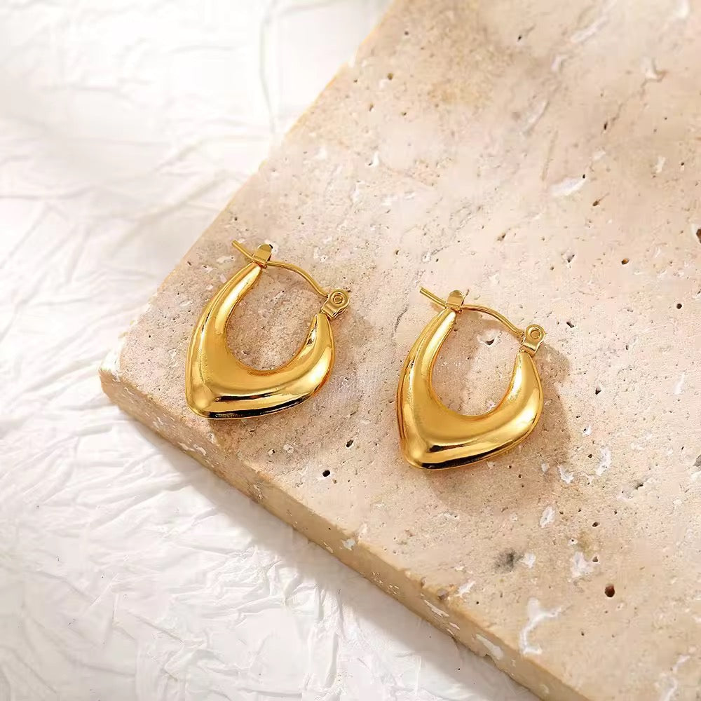 SS 240 U hoops -18k gold plated stainless steel - Anti tarnish - Wholesale