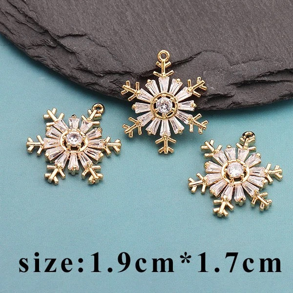 GP 1694 Snowflake zircon 18k gold plated charm ( 1 pc ) - anti tarnish