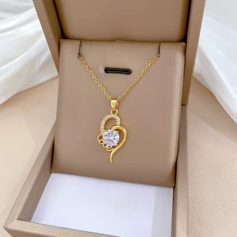 SS 290 Love heart Zircon Necklace - 18k gold PVD plated stainless steel - Anti tarnish - Wholesale