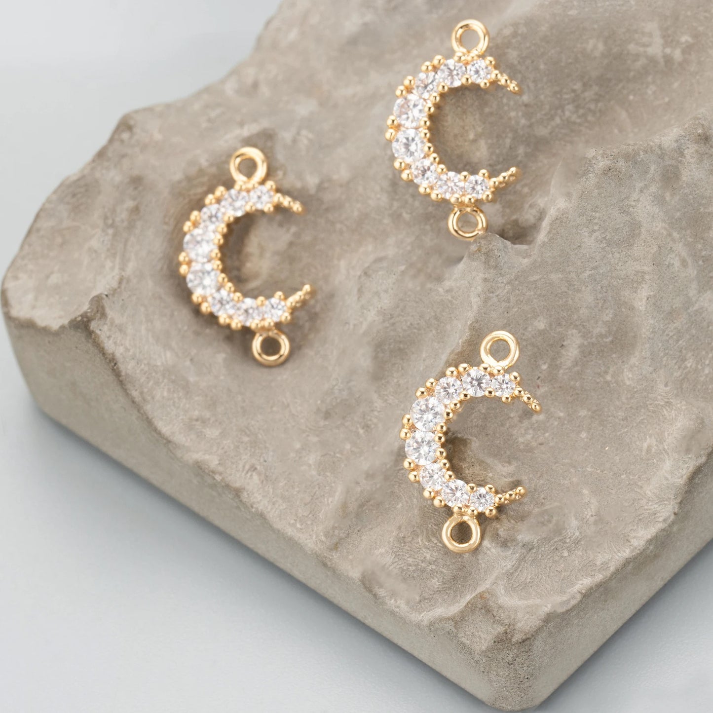 GP 1799 Moon Zircon 18k gold plated charm ( 1 pc ) - anti tarnish