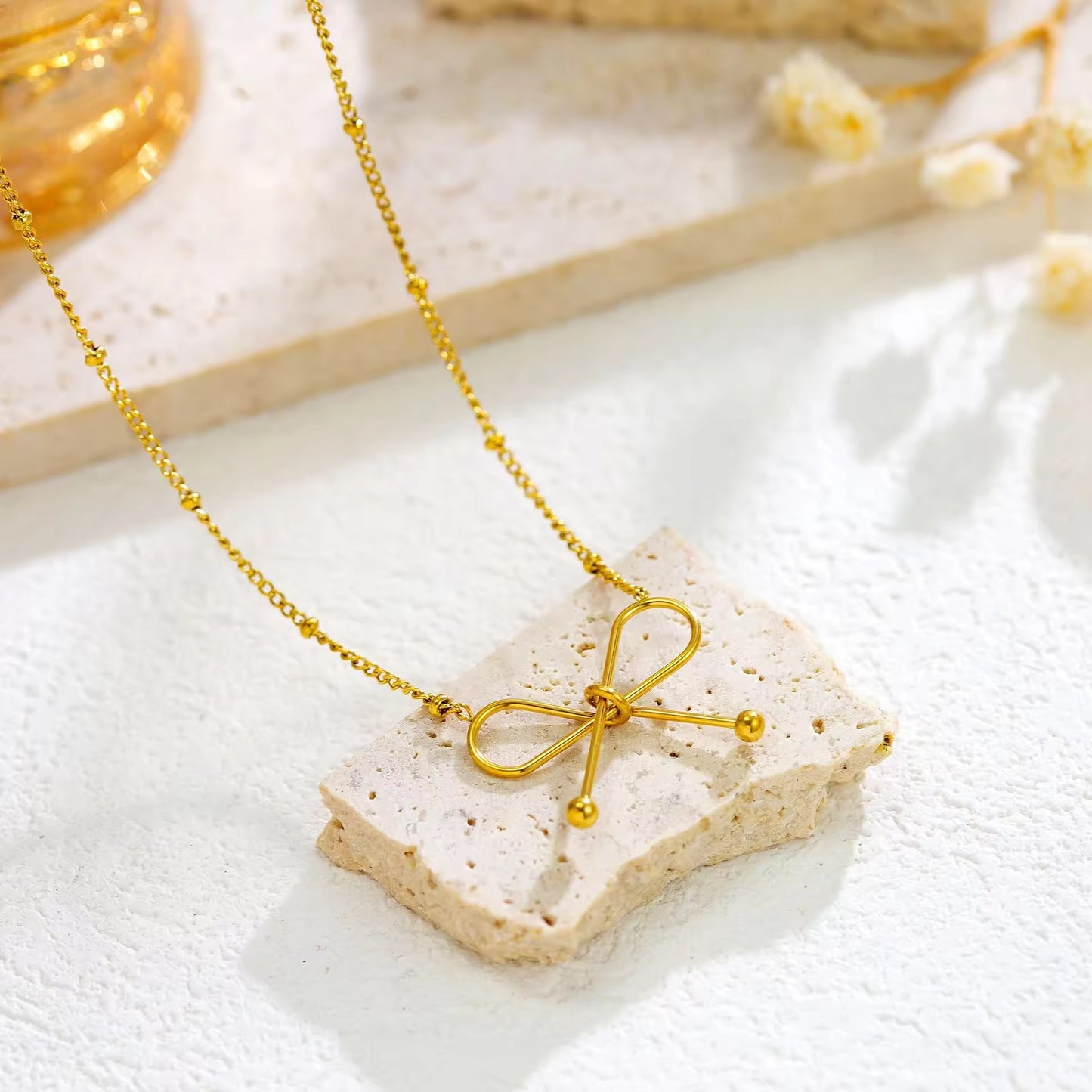 SJ 302 Infinity Necklace - 18k gold PVD plated stainless steel - Anti tarnish - Wholesale