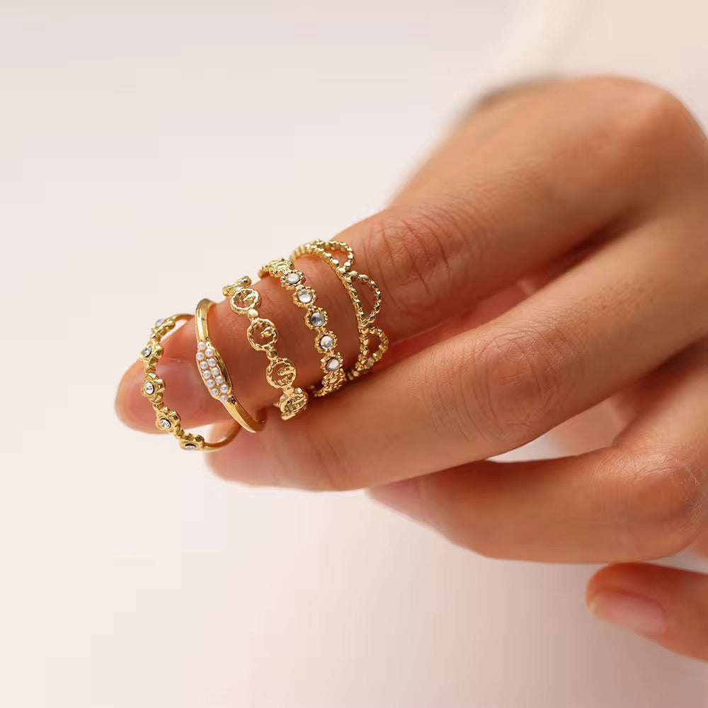 SJ 332 Zircon Dainty Ring Adjustable - 18k gold PVD plated stainless steel - Anti tarnish - Wholesale