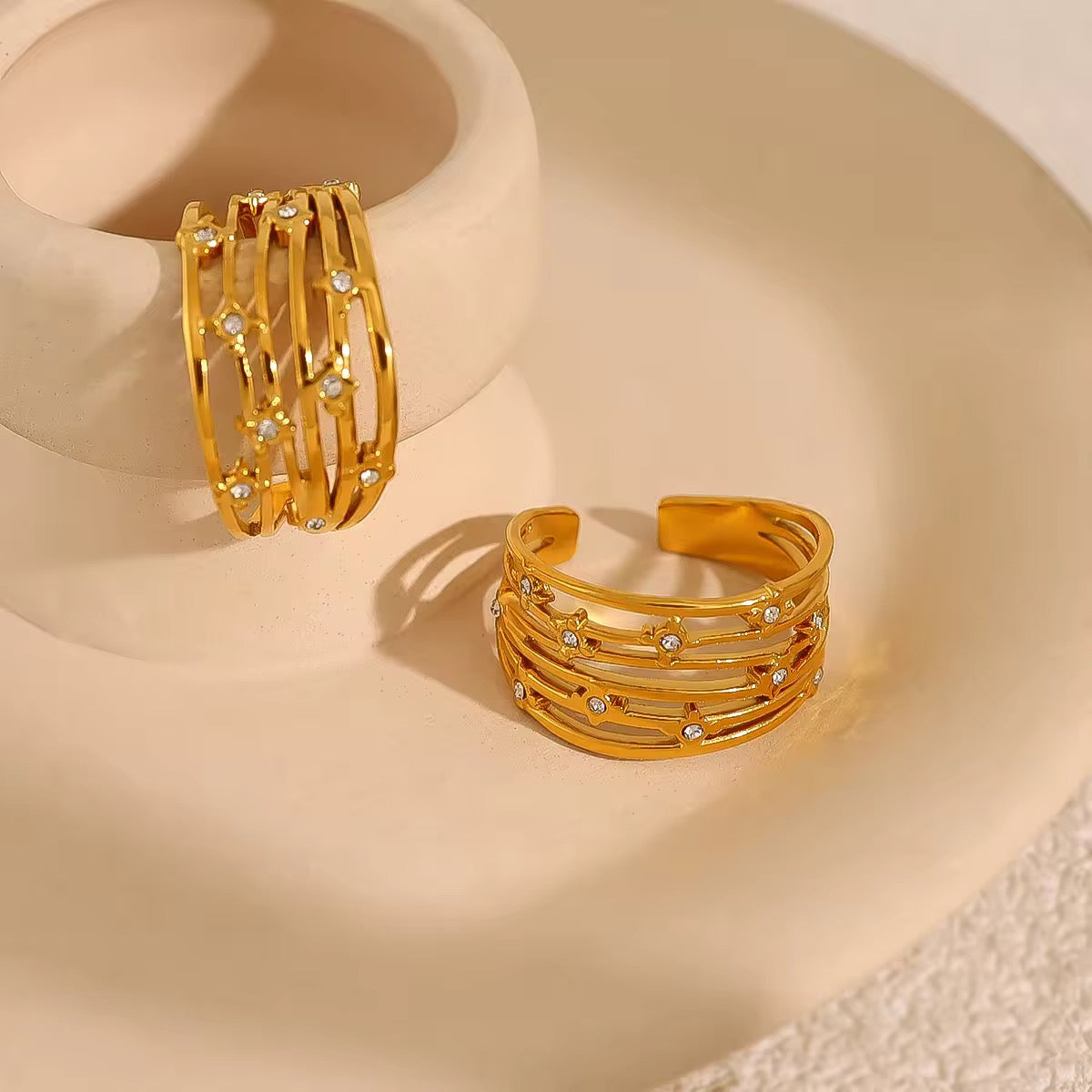 SJ 338 Multi Layer Zircon Ring Adjustable - 18k gold PVD plated stainless steel - Anti tarnish - Wholesale