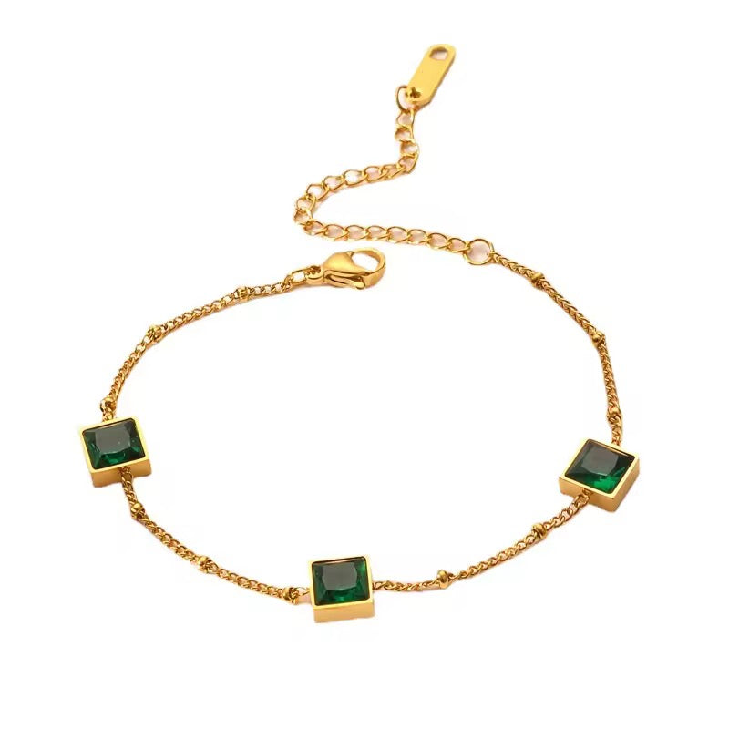 SJ 396 Emerald zircon square bracelet - 18k Gold PVD plated stainless steel - Anti tarnish - Wholesale