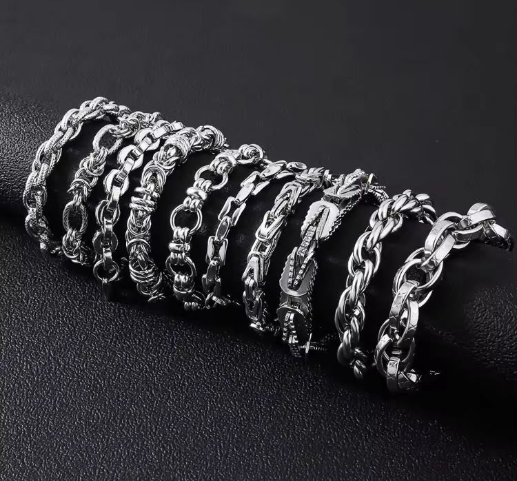 MEJ05B Bracelet- Silver PVD plated