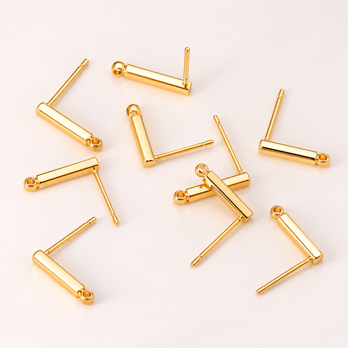 GPS02Y Bar Stud ( 2 pc ) 18k Gold