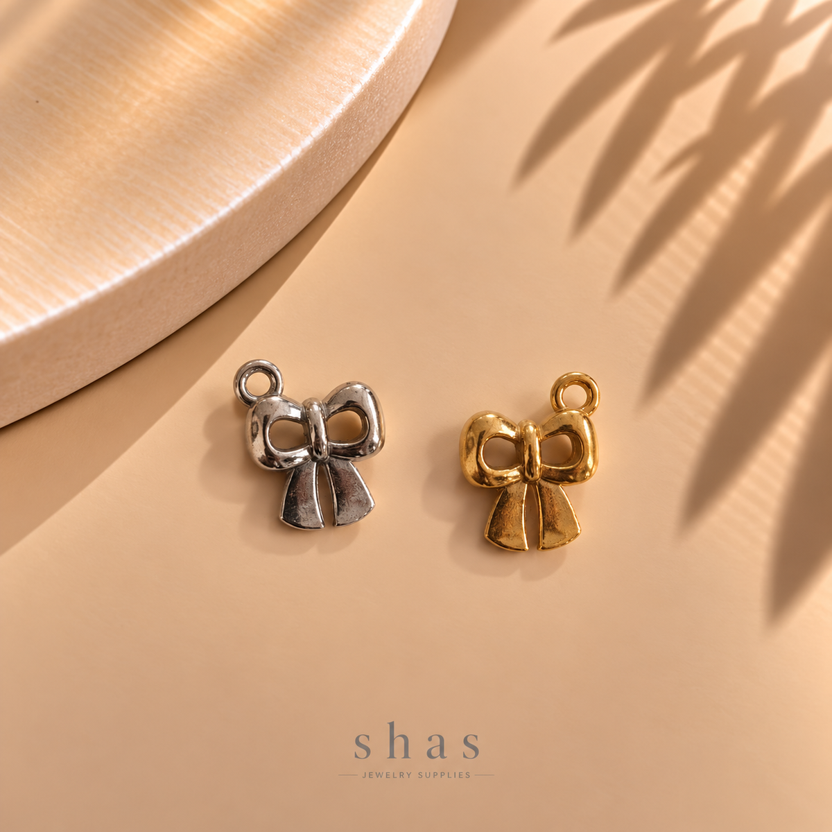 SC22K Bow Charm ( 1 pc ) PVD Plated