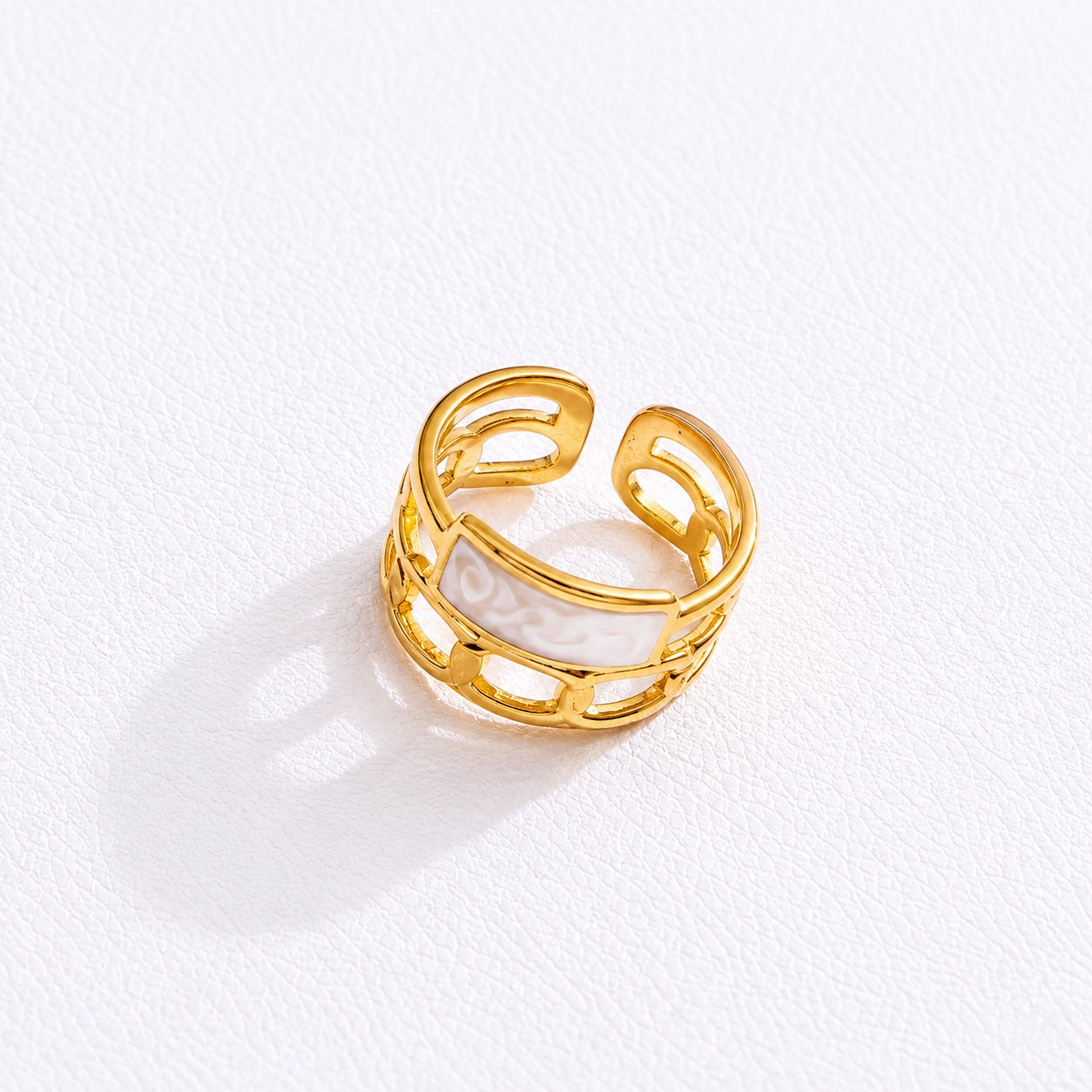 RSJ20B Verdant Willow Adjustable Ring - 18k Gold PVD plated 316 stainless steel - Anti tarnish