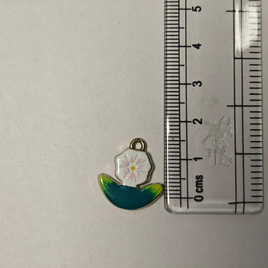 APC01Q White Flower Alloy Printed Charm ( 1 PC )