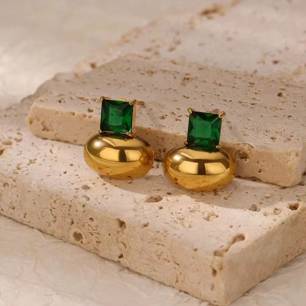 SJ - 694 Emerald Inlay Diamond Premium Stud Earring 18k Gold PVD plated stainless steel - Anti tarnish
