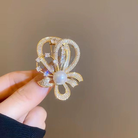 BR 58 Cute Floral Zircon Brooch ( 1 PC ) Anti Resistant