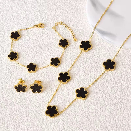 SJ 537 Black clover flower set ( chain, bracelet, stud ) 18k Gold PVD plated stainless steel - Anti tarnish