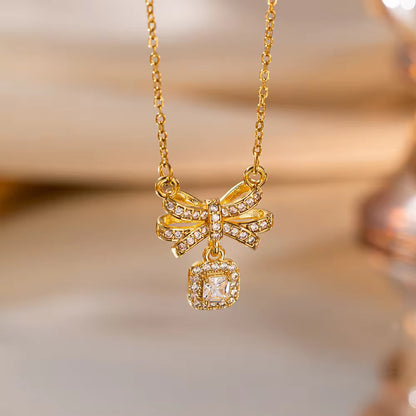 NSJ03A Zircon Bow chain necklace 
-18k gold PVD plated 316 stainless steel - Anti tarnish