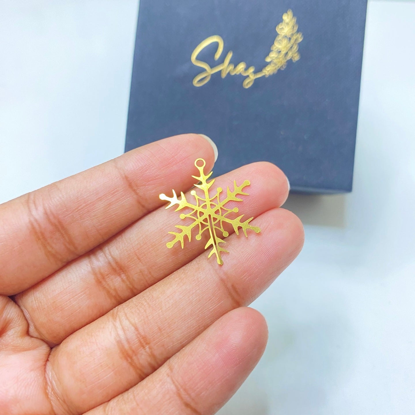 SS 320 Snowflake charm