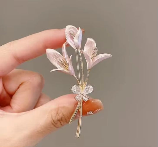 BR 11 - floral bouquet zircon brooch  ( 1 pc ) Tarnish Resistant