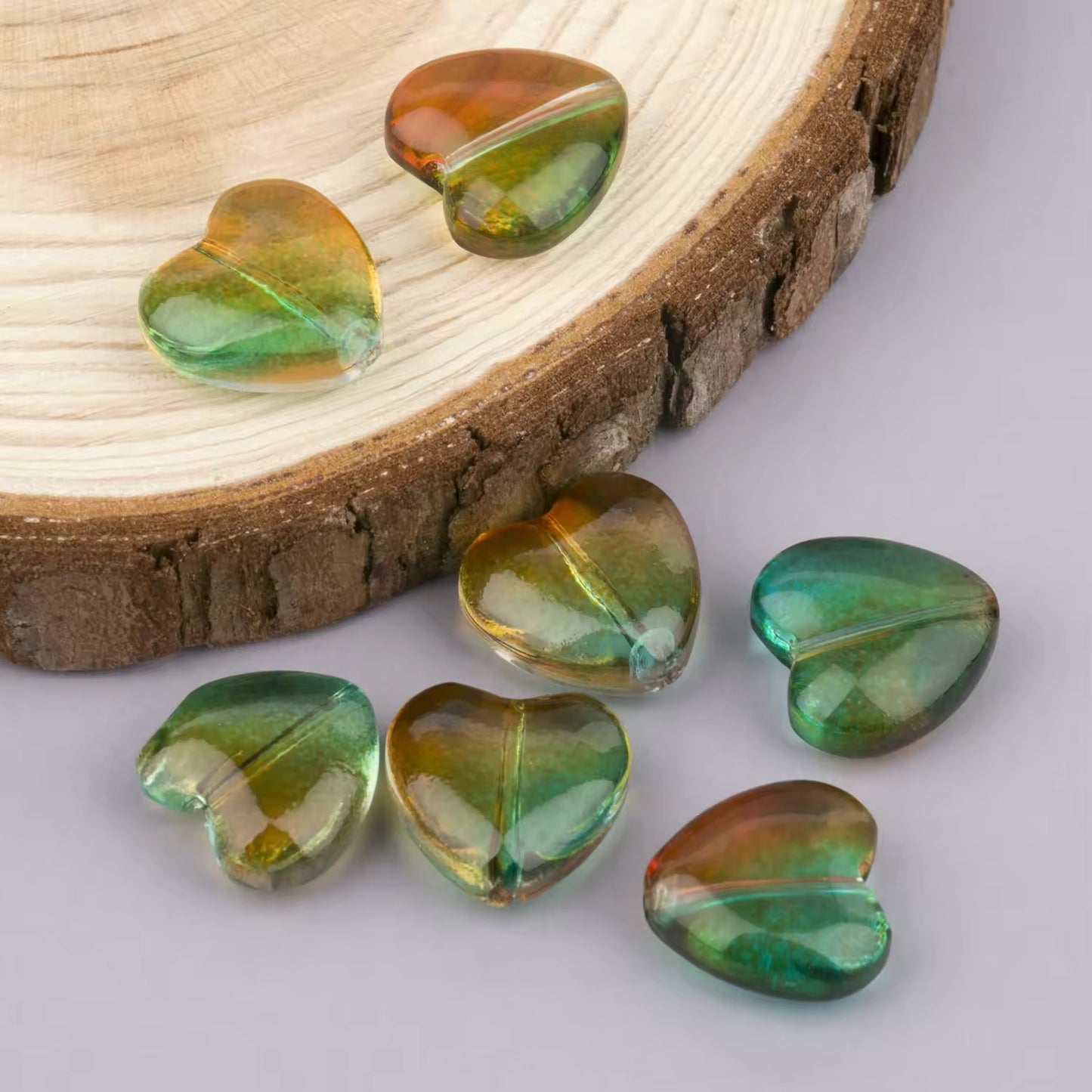 BBB 225 (o) Coffee green Heart Crystal glass bead ( 1 pc ) ( 8 mm )