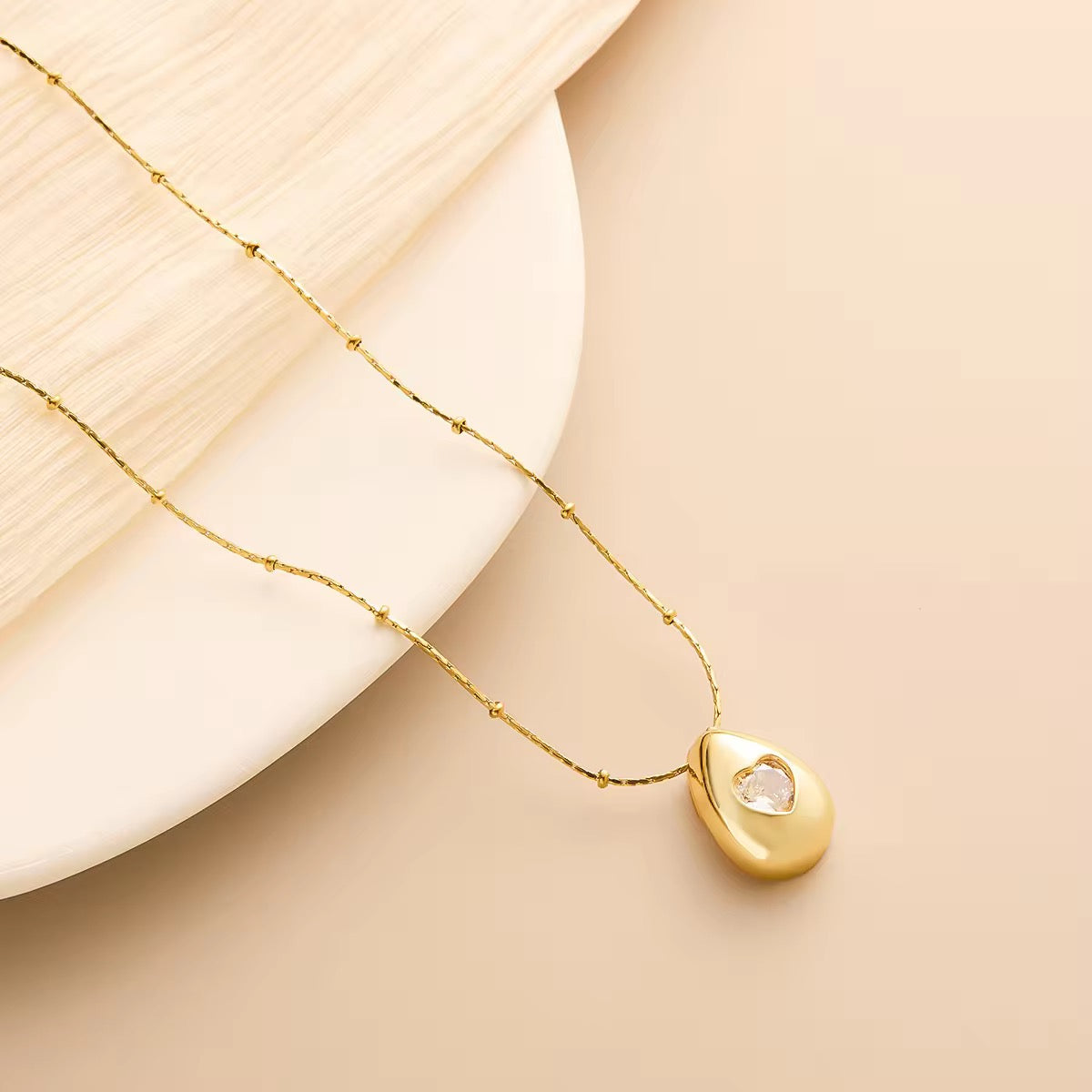 SS 186 Zircon heart teardrop Necklace - 18k gold plated stainless steel - Anti tarnish - Wholesale