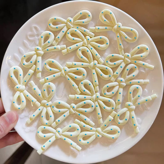 BBB 327 (a) White Bow Cabochon Shiny ( 1 pc ) UV Plated Acrylic ( 40*30 mm )